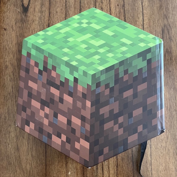 Minecraft Xbox One Game/ Minecraft for Dummies/ Minecraft Blockopedia Book - Picture 7 of 9